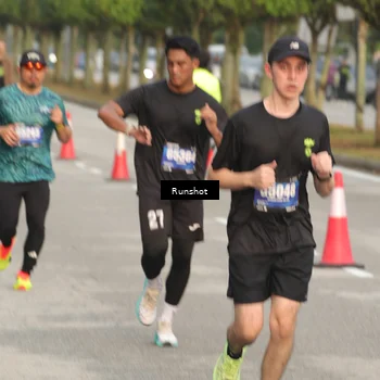 Runner Photo 5620656