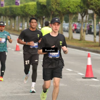 Runner Photo 5620669