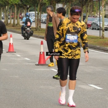 Runner Photo 5620681