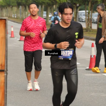 Runner Photo 5620685