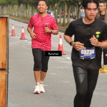 Runner Photo 5620693