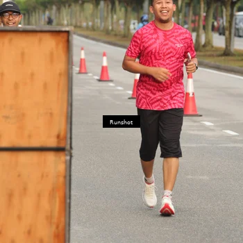 Runner Photo 5620700