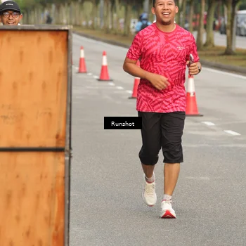 Runner Photo 5620701