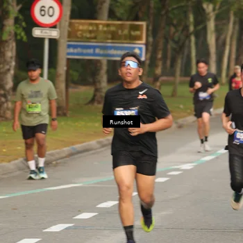 Runner Photo 5620712