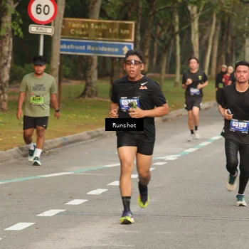 Runner Photo 5620714