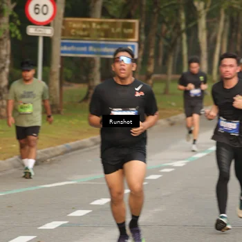 Runner Photo 5620725