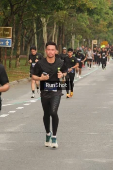 Runner Photo 5620737