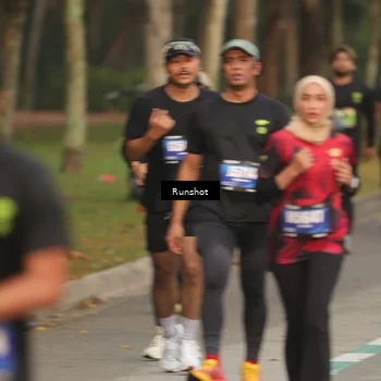 Runner Photo 5620789