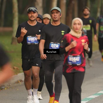 Runner Photo 5620799
