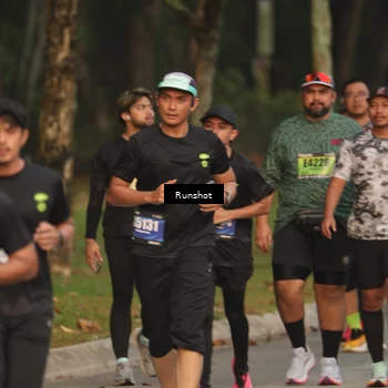 Runner Photo 5620844