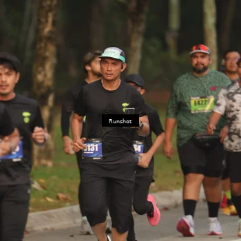 Runner Photo 5620846
