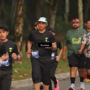 Runner Photo 5620847