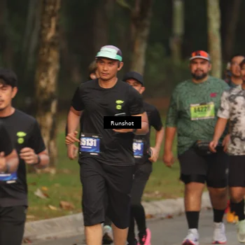 Runner Photo 5620850