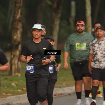 Runner Photo 5620851
