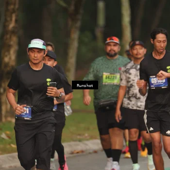 Runner Photo 5620855