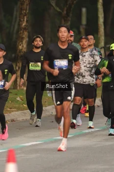 Runner Photo 5620879