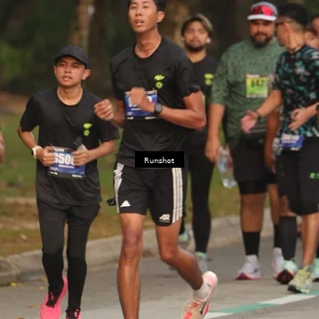 Runner Photo 5620899