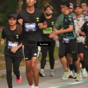 Runner Photo 5620904