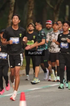 Runner Photo 5620908