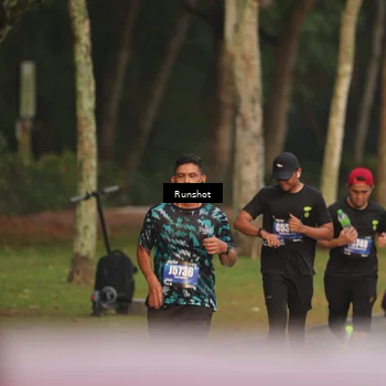 Runner Photo 5621004