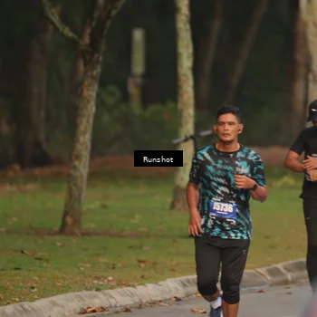 Runner Photo 5621015