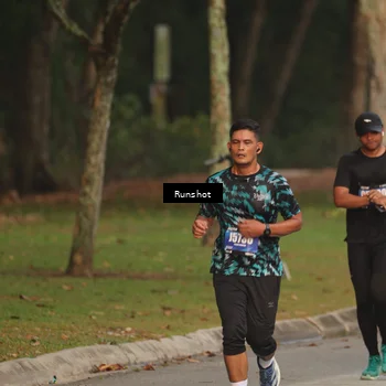 Runner Photo 5621019