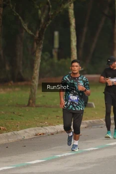 Runner Photo 5621025