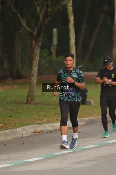 Runner Photo 5621026