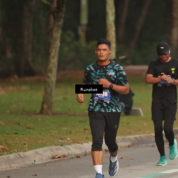 Runner Photo 5621028