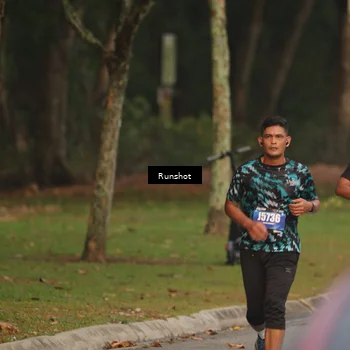 Runner Photo 5621031