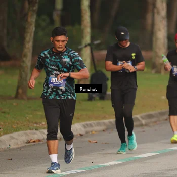 Runner Photo 5621040