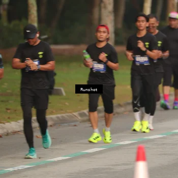 Runner Photo 5621053