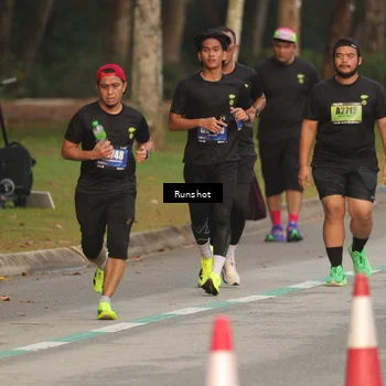Runner Photo 5621060