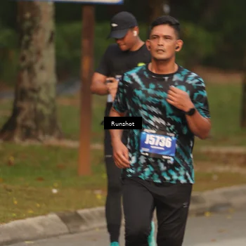 Runner Photo 5621095