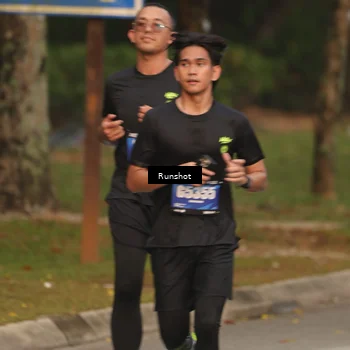 Runner Photo 5621200