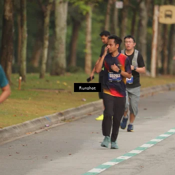 Runner Photo 5621315