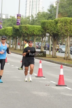 Runner Photo 5621337