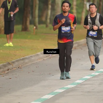 Runner Photo 5621342