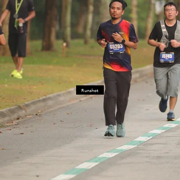 Runner Photo 5621372
