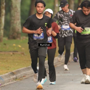 Runner Photo 5621403