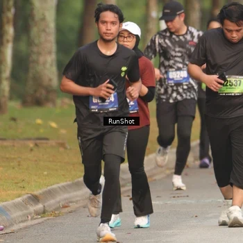 Runner Photo 5621405