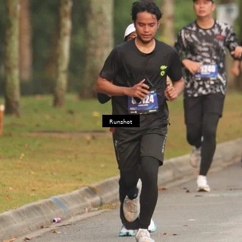 Runner Photo 5621422