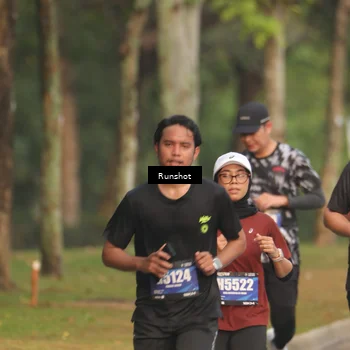 Runner Photo 5621444