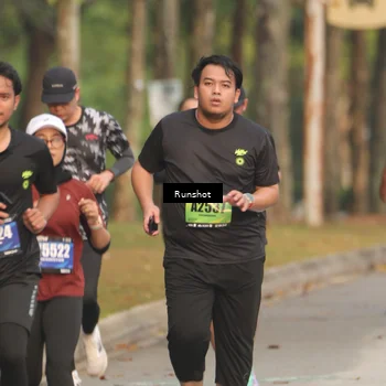 Runner Photo 5621453