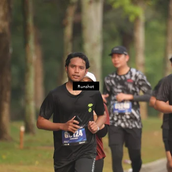 Runner Photo 5621456