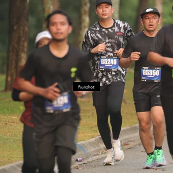 Runner Photo 5621479