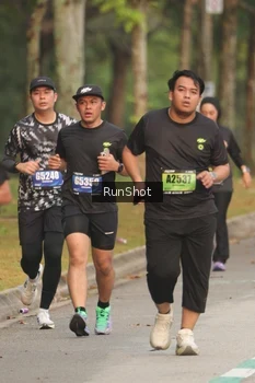 Runner Photo 5621490