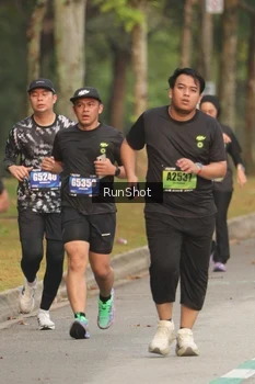 Runner Photo 5621494