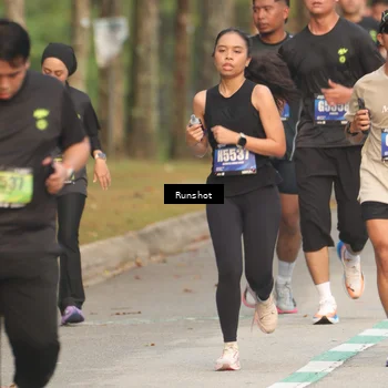 Runner Photo 5621553