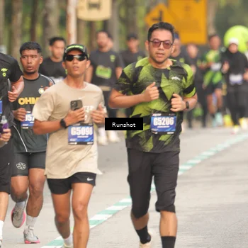 Runner Photo 5621636